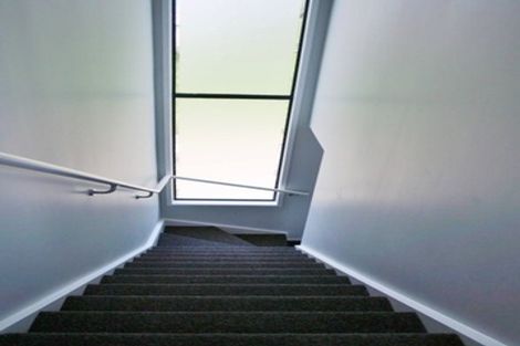 Photo of property in 16a Woodall Place, Totara Vale, Auckland, 0627