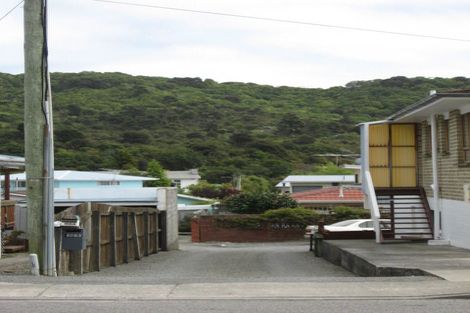 Photo of property in 159a Waikawa Road, Picton, 7220