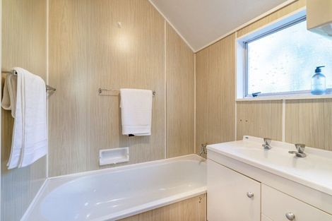 Photo of property in 56c Mackenzie Street, Winton, 9720