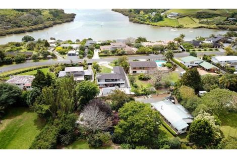 Photo of property in 43 Riverview Road, Kerikeri, 0230