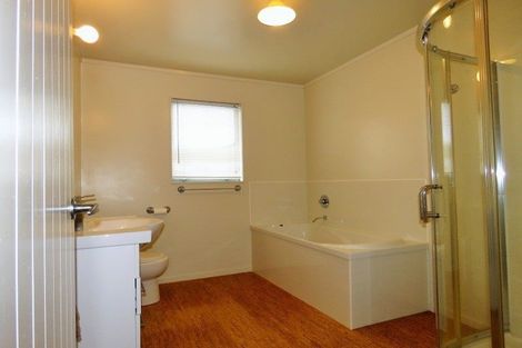 Photo of property in 1 Fuller Close, Levin, 5510