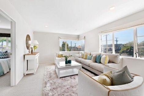 Photo of property in 11 Devon Road, Bucklands Beach, Auckland, 2012