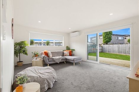 Photo of property in 127b Bruce Mclaren Road, Henderson, Auckland, 0612