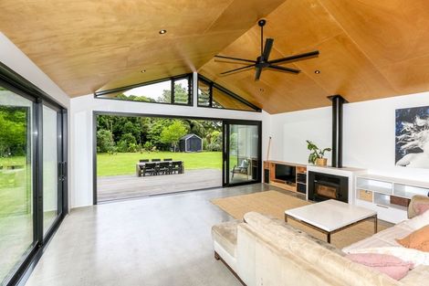 Photo of property in 23c Arden Place, Oakura, 4314