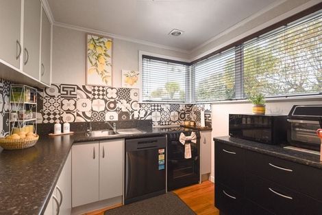 Photo of property in 17 Glenfield Road, Owhata, Rotorua, 3010