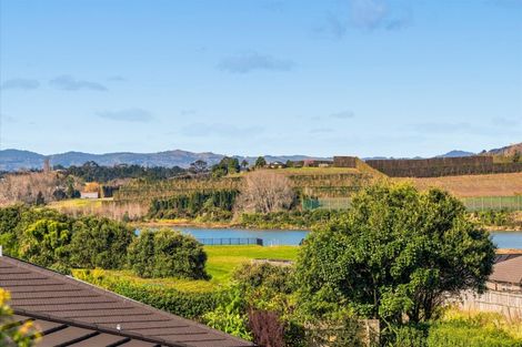 Photo of property in 16 Vantage Place, Omokoroa, 3114