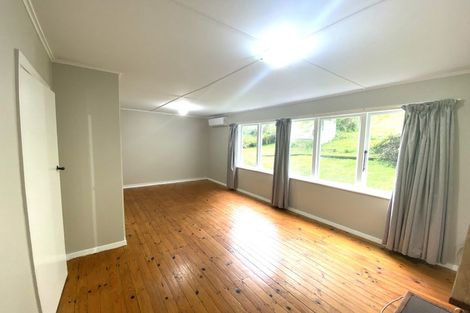 Photo of property in 67 Tremewan Street, Tawa, Wellington, 5028