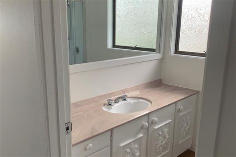 Photo of property in 6 Carmen Terrace, Snells Beach, 0920