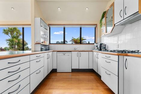 Photo of property in 2 Mahoe Street, Matua, Tauranga, 3110