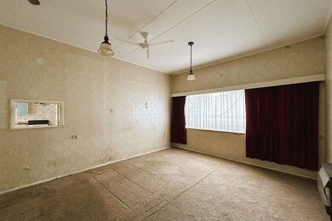 Photo of property in 43 Bourke Street, Palmerston North, 4410