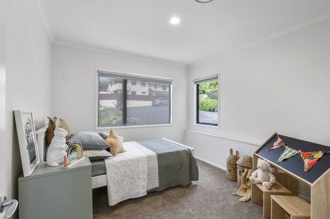 Photo of property in 205 Heta Road, Merrilands, New Plymouth, 4312