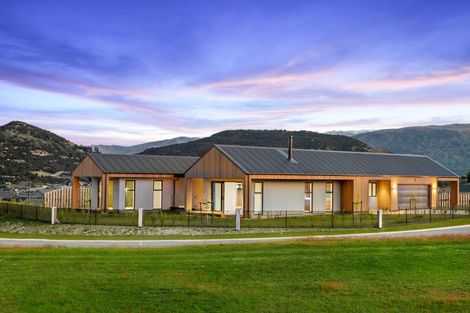Photo of property in Northlake, 14 Erewhon Crescent, Wanaka, 9305
