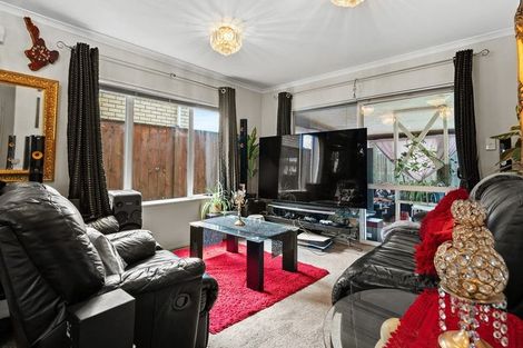 Photo of property in 327 Chapel Road, Flat Bush, Auckland, 2016