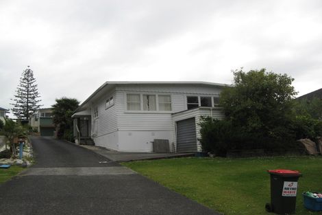 Photo of property in 23 Zealandia Road, Manly, Whangaparaoa, 0930