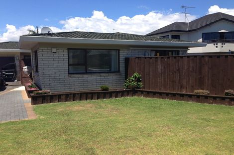 Photo of property in 1/26a Eastern Road, Eastern Beach, Auckland, 2012