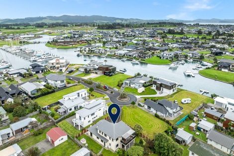 Photo of property in 16 Fred Carr Place, One Tree Point, 0118