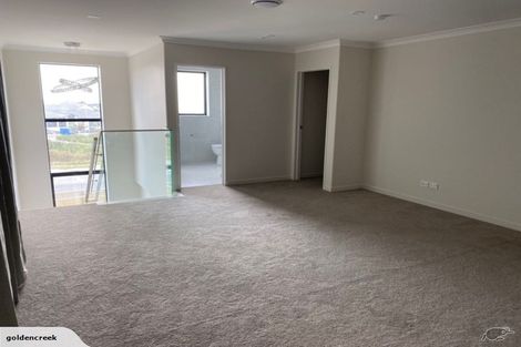 Photo of property in 12 Te Aramanu Crescent, Papakura, 2110