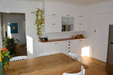 Photo of property in 11 Kamara Road, Glen Eden, Auckland, 0602