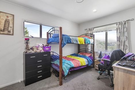 Photo of property in 17 Kora Avenue, Ranui, Auckland, 0612