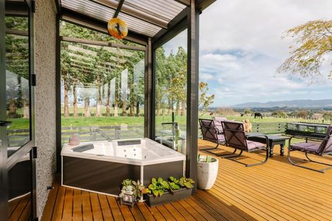 Photo of property in 423 Tipapakuku Road, Dannevirke, 4976