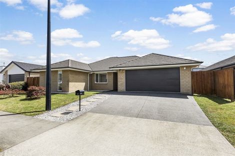 Photo of property in 18 Chalgrove Road, Huntington, Hamilton, 3210