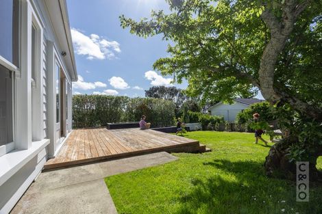 Photo of property in 28 Rata Street, Helensville, 0800