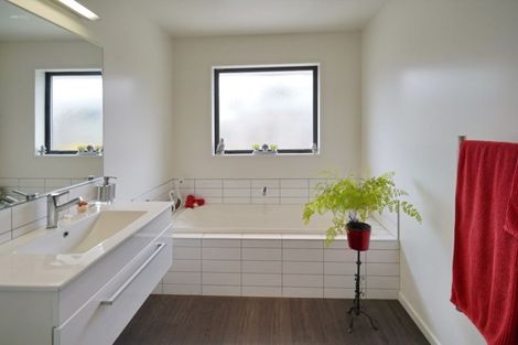 Photo of property in 10 Taniwha Street, Pegasus, 7612