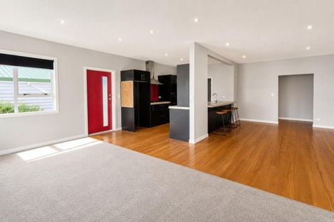 Photo of property in 6 Clovelly Street, Brooklands, New Plymouth, 4310