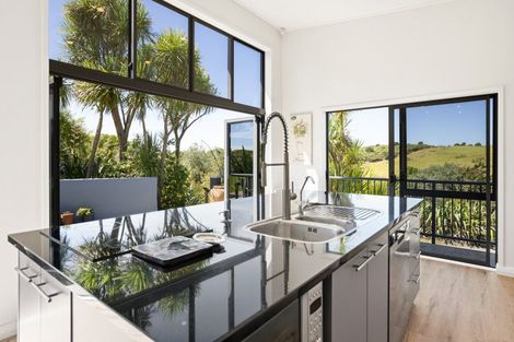Photo of property in 128 Te Kowhai Point Road, Kerikeri, 0294