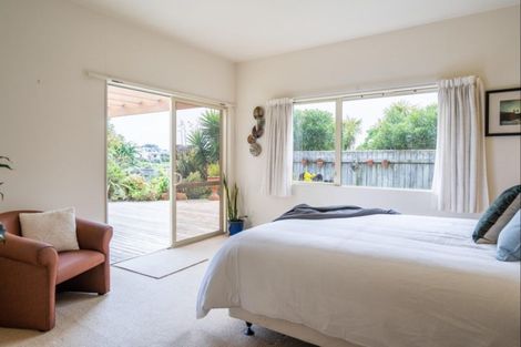 Photo of property in 17 Barrett Drive, Waikanae Beach, Waikanae, 5036