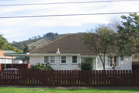 Photo of property in 1111 High Street, Taita, Lower Hutt, 5011