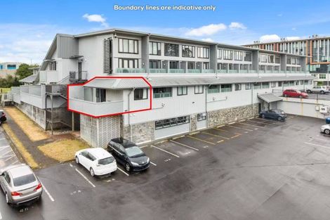 Photo of property in 17a/30 Westward Ho, Glen Eden, Auckland, 0602