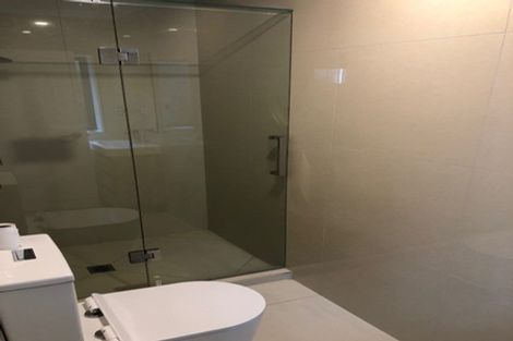 Photo of property in 10c Woodall Place, Totara Vale, Auckland, 0627