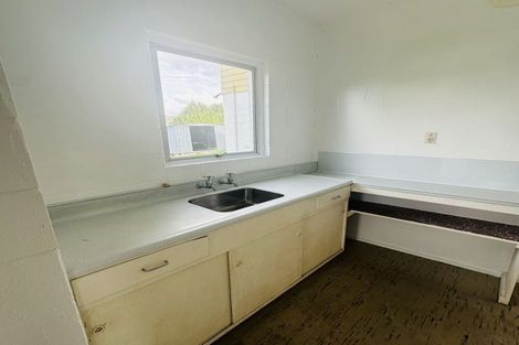 Photo of property in 17 Toroa Street, Torbay, Auckland, 0630