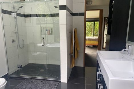 Photo of property in 14 Marama Terrace, Eastbourne, Lower Hutt, 5013