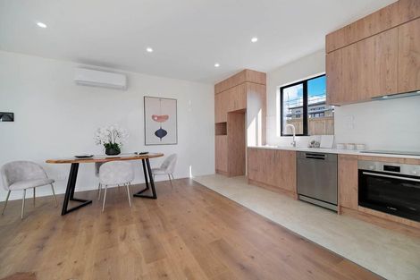 Photo of property in 62 Kaapehu Street, Karaka, 2578