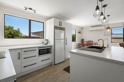 Photo of property in 56 Fairview Road, Katikati, 3129