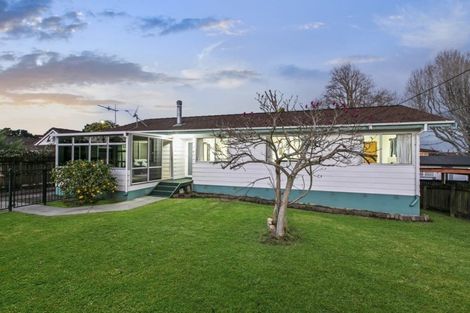 Photo of property in 2c Youngs Road, Papakura, 2110