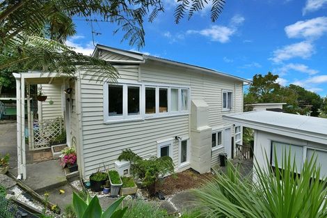 Photo of property in 1/6 Carlisle Road, Browns Bay, Auckland, 0630