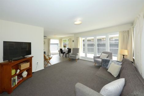 Photo of property in 96 Bickerton Street, Wainoni, Christchurch, 8061