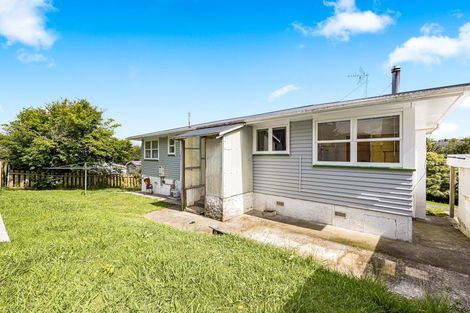 Photo of property in 27 Choice Avenue, Henderson, Auckland, 0612