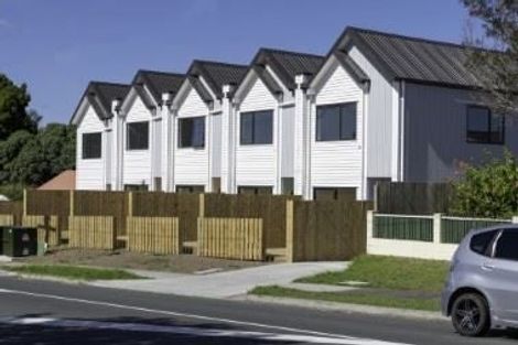 Photo of property in 1/11 Rimu Street, New Lynn, Auckland, 0600