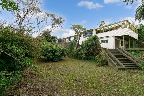 Photo of property in 33 Hampton Hill Road, Tawa, Wellington, 5028