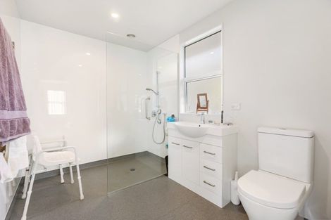 Photo of property in 12 Rob Roy Lane, Wanaka, 9305