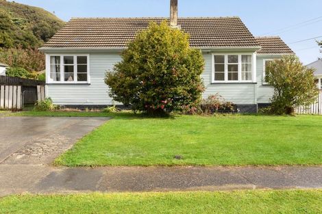 Photo of property in 26 Prouse Crescent, Naenae, Lower Hutt, 5011