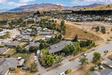 Photo of property in 38 Rere Road, Lake Hayes, Queenstown, 9304