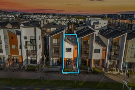 Photo of property in 105 Hobsonville Point Road, Hobsonville, Auckland, 0616