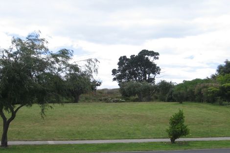 Photo of property in 35 Bowentown Boulevard, Bowentown, Waihi Beach, 3177