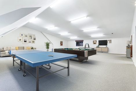 Photo of property in 190 Lonely Track Road, Dairy Flat, 0632