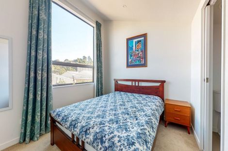 Photo of property in 15/2 Stone Street, Miramar, Wellington, 6022